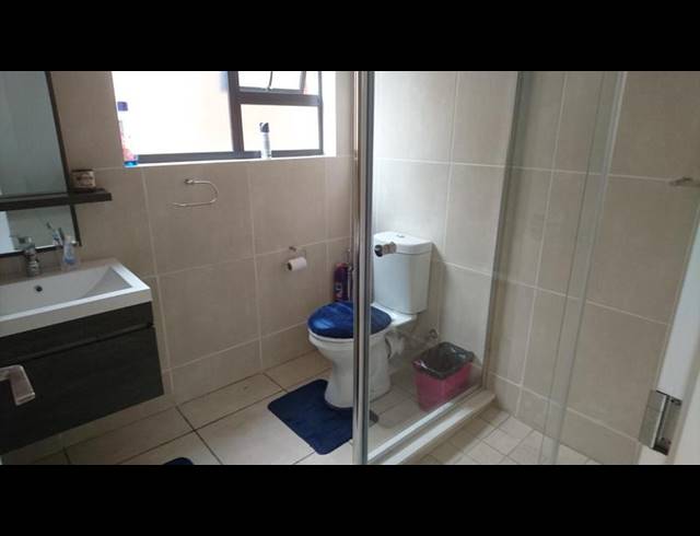 3 BEDROOM PROPERTY TO RENT IN OLIVEDALE